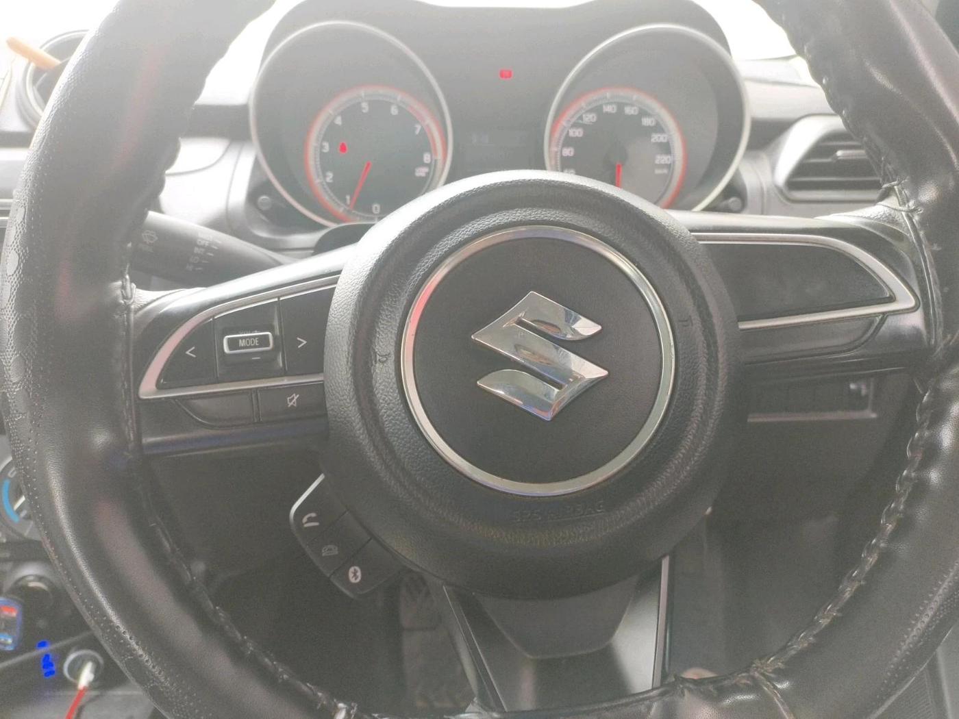 2019 Maruti Swift VXI, Petrol, Manual, 88,099 km, interior