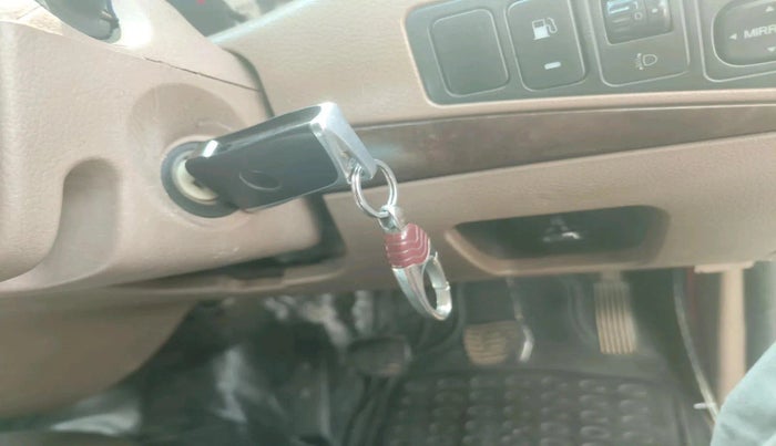 2012 Mahindra Xylo E8 ABS AIRBAG, Diesel, Manual, 2,76,196 km, interior