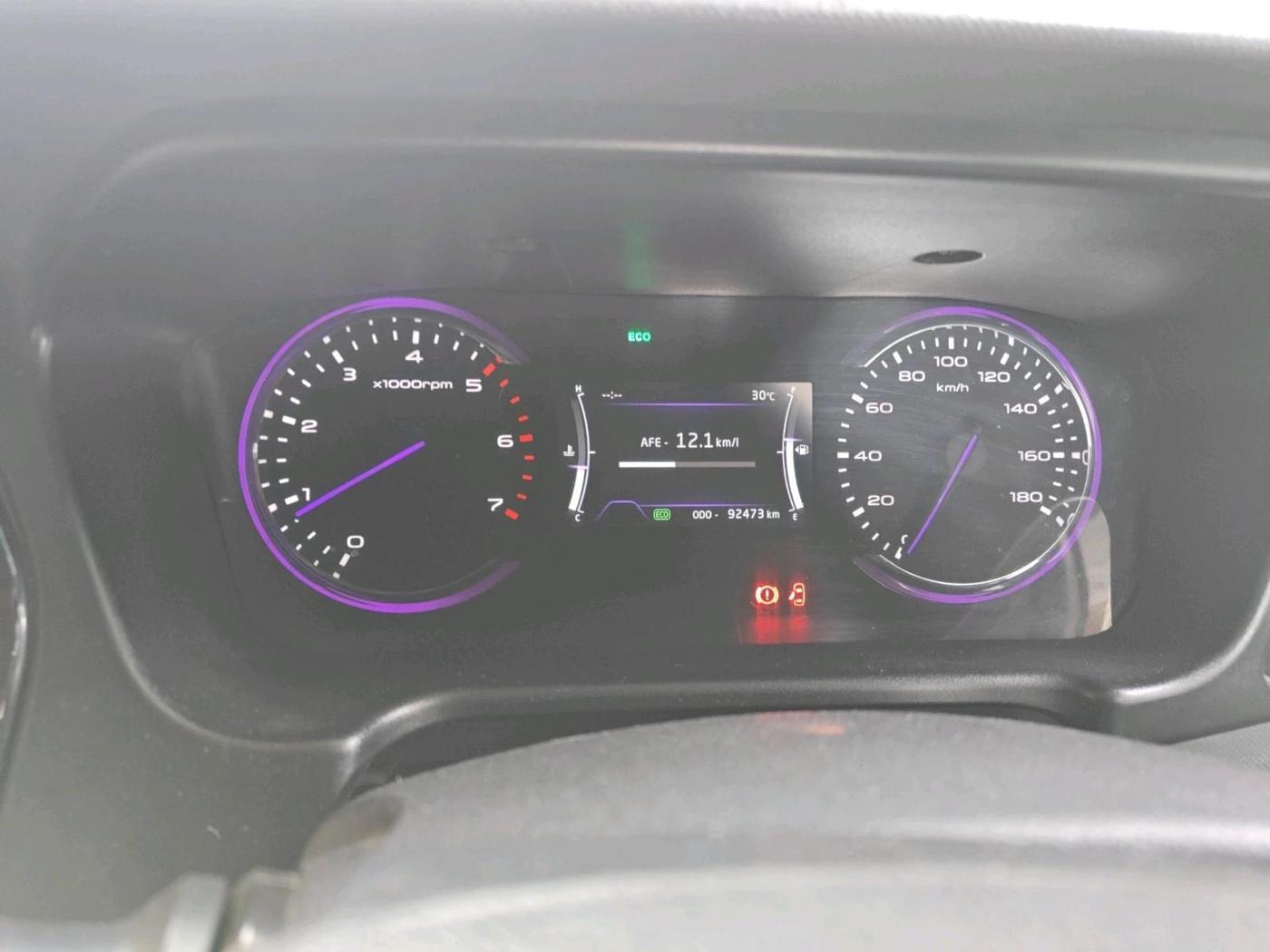2018 Mahindra MARAZZO M8 7 STR, Diesel, Manual, 92,473 km, interior
