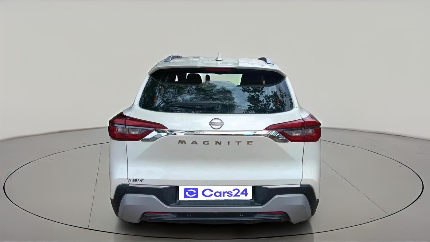 2025 Nissan MAGNITE N-Connecta B4D 1.0 Petrol MT, Petrol, Manual, 4,307 km, exterior
