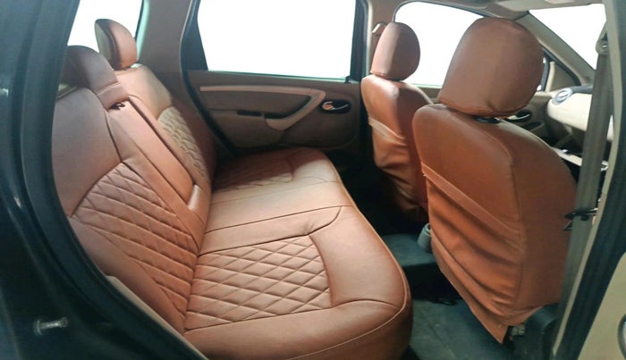 2016 Nissan Terrano XL D PLUS, Diesel, Manual, 1,19,137 km, interior