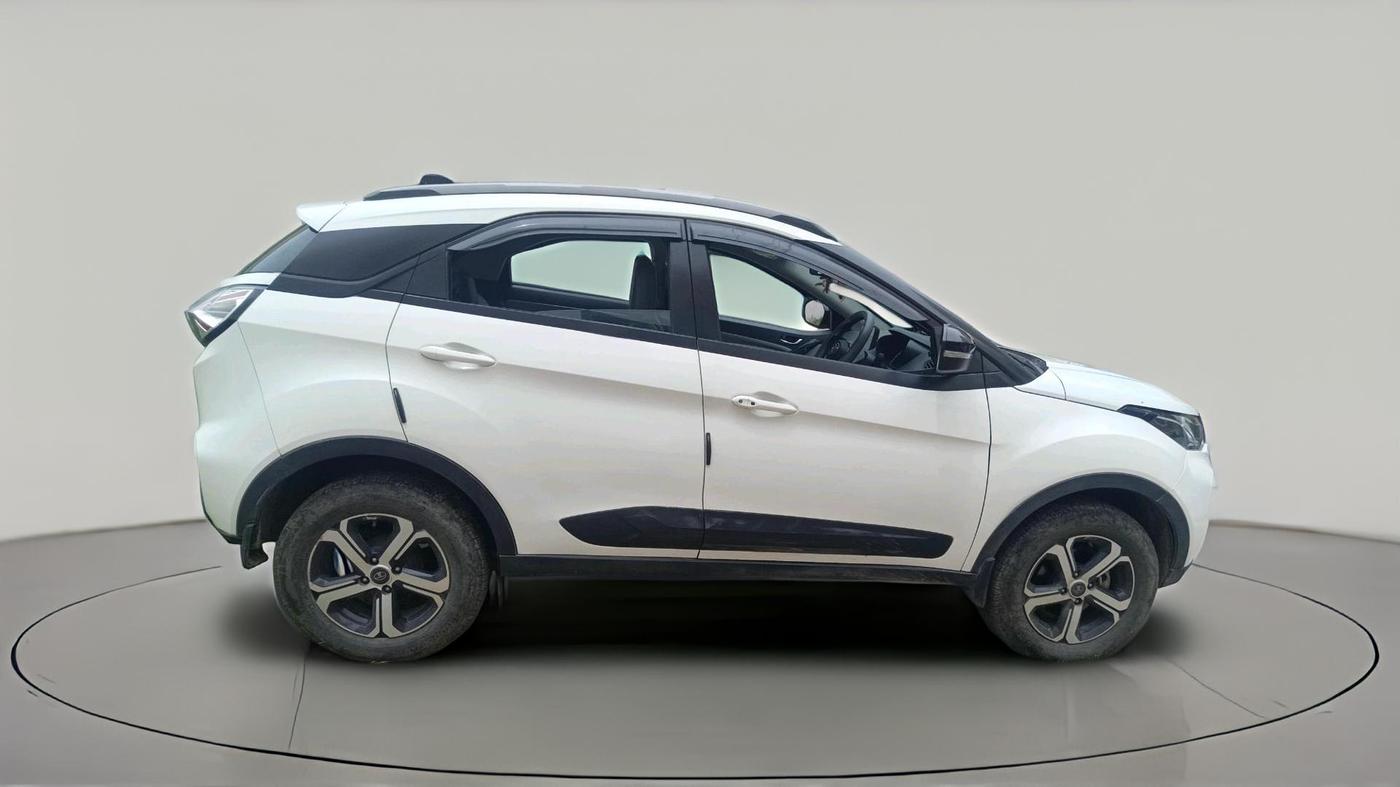 2022 Tata NEXON XZ PLUS (L), Petrol, Manual, 16,002 km, exterior