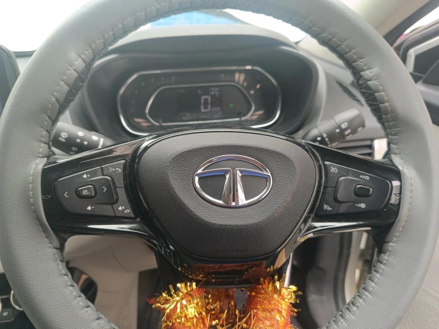 2022 Tata NEXON XZ PLUS (L), Petrol, Manual, 16,002 km, interior