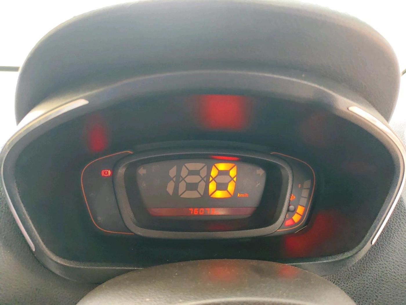 2018 Renault Kwid 1.0 MARVEL CAPTAIN AMERICA EDITION, Petrol, Manual, 76,073 km, interior