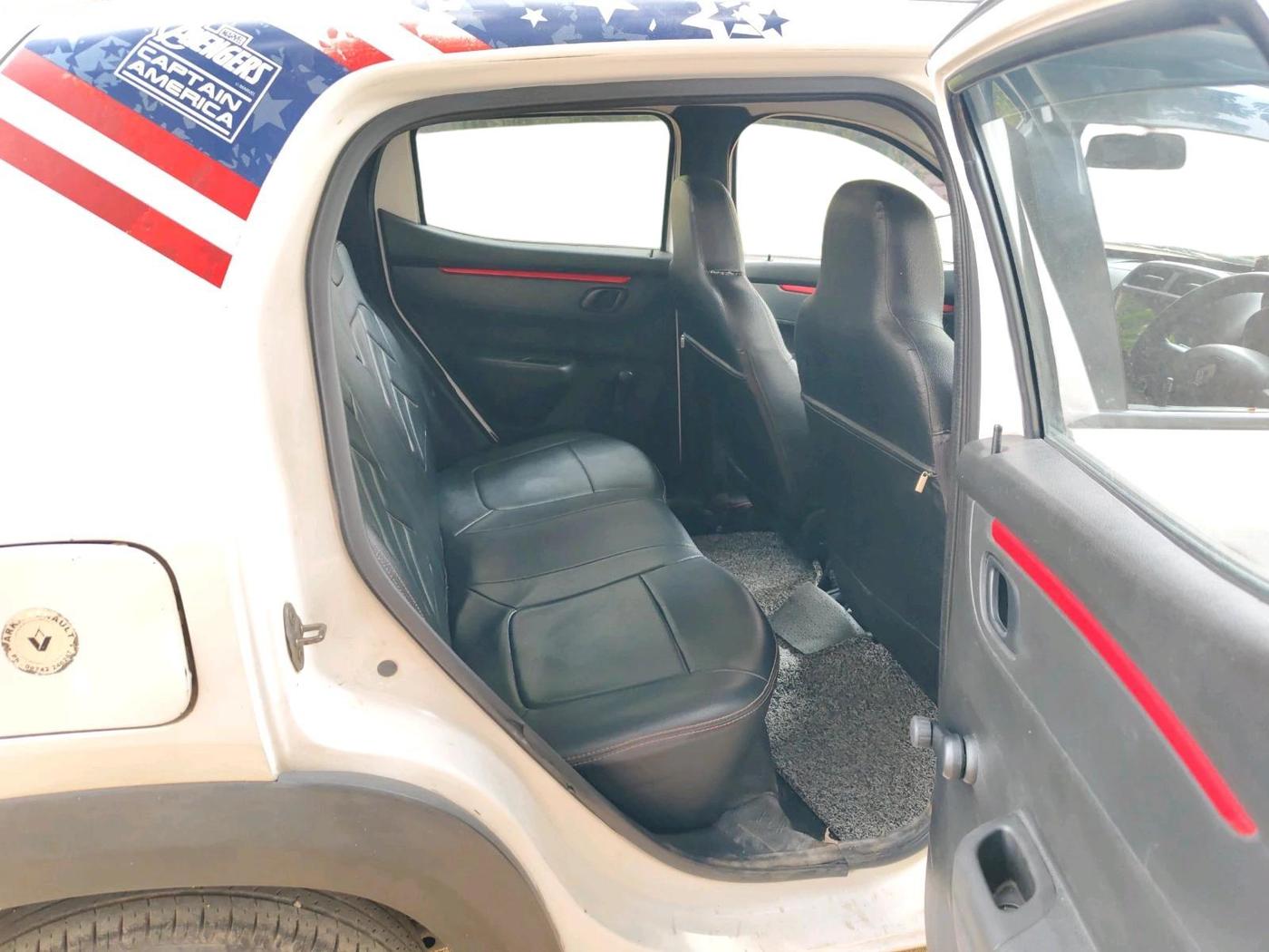 2018 Renault Kwid 1.0 MARVEL CAPTAIN AMERICA EDITION, Petrol, Manual, 76,073 km, interior