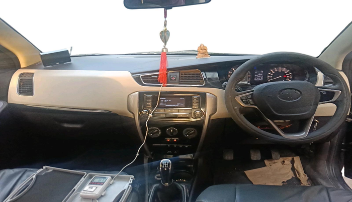 2016 Tata Zest XMS PETROL, Petrol, Manual, 1,13,717 km, interior