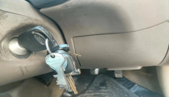 2009 Ford Ikon 1.4 DIESEL, Diesel, Manual, 1,58,035 km, interior