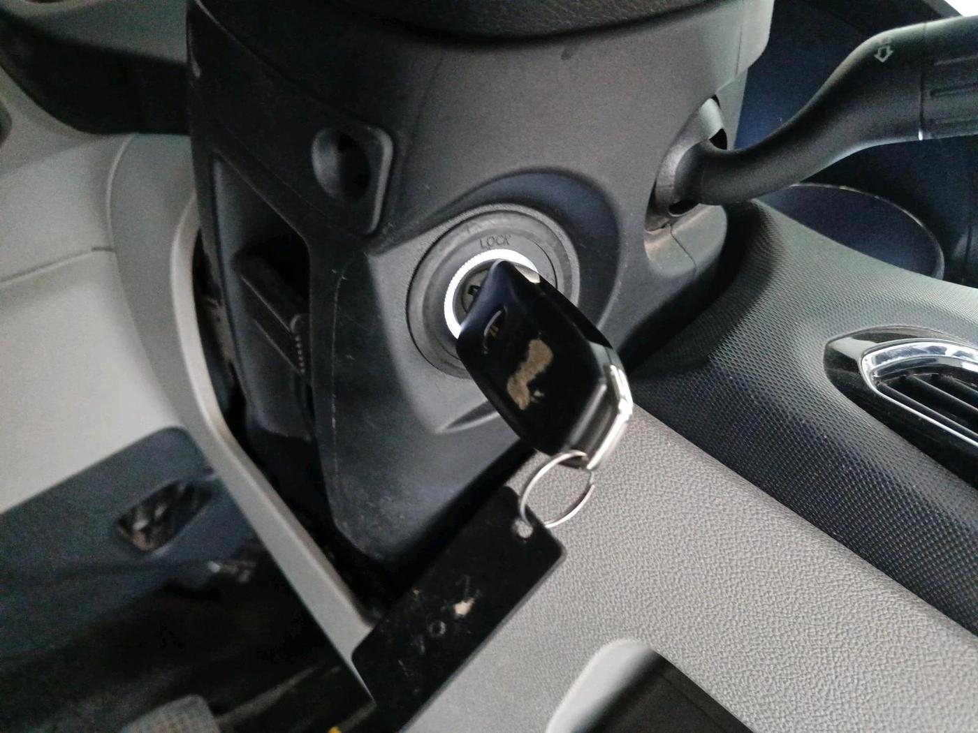 2018 Tata Tiago XZ PETROL, Petrol, Manual, 25,311 km, interior