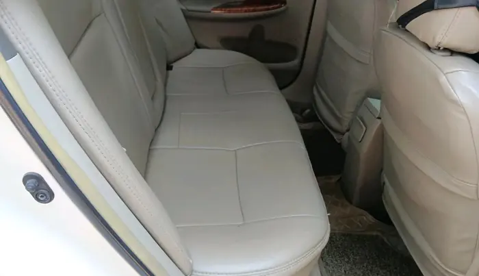2010 Toyota Corolla Altis G PETROL, Petrol, Manual, 1,10,010 km, interior
