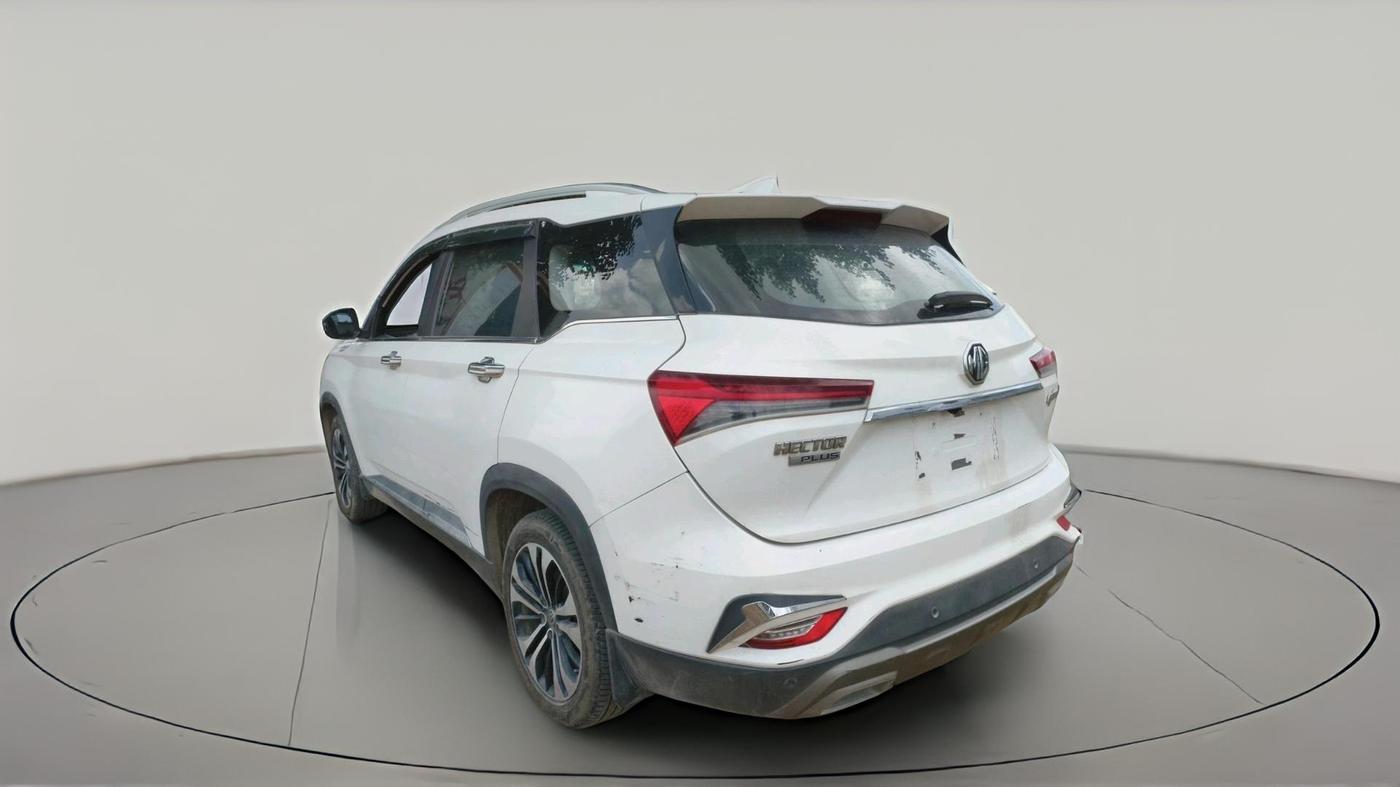 2021 MG HECTOR PLUS SHARP 1.5 PETROL TURBO HYBRID MT 6-STR, Petrol, Manual, 45,174 km, exterior
