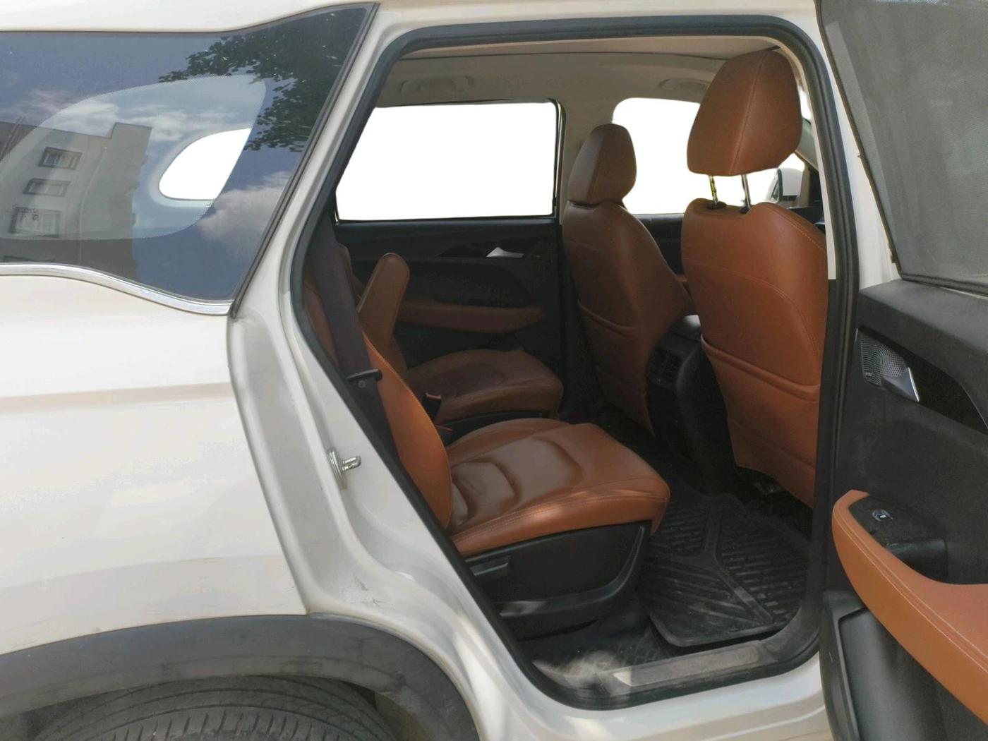 2021 MG HECTOR PLUS SHARP 1.5 PETROL TURBO HYBRID MT 6-STR, Petrol, Manual, 45,174 km, interior