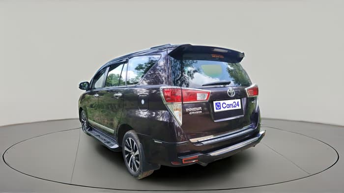 2022 Toyota Innova Crysta 2.4 ZX 7 STR, Diesel, Manual, 51,874 km, exterior