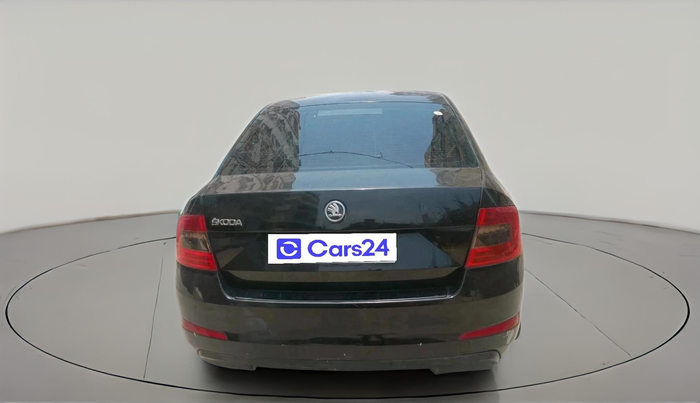 2015 Skoda Octavia ELEGANCE 2.0 TDI AT, Diesel, Automatic, 70,166 km, exterior
