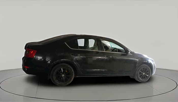 2015 Skoda Octavia ELEGANCE 2.0 TDI AT, Diesel, Automatic, 70,166 km, exterior