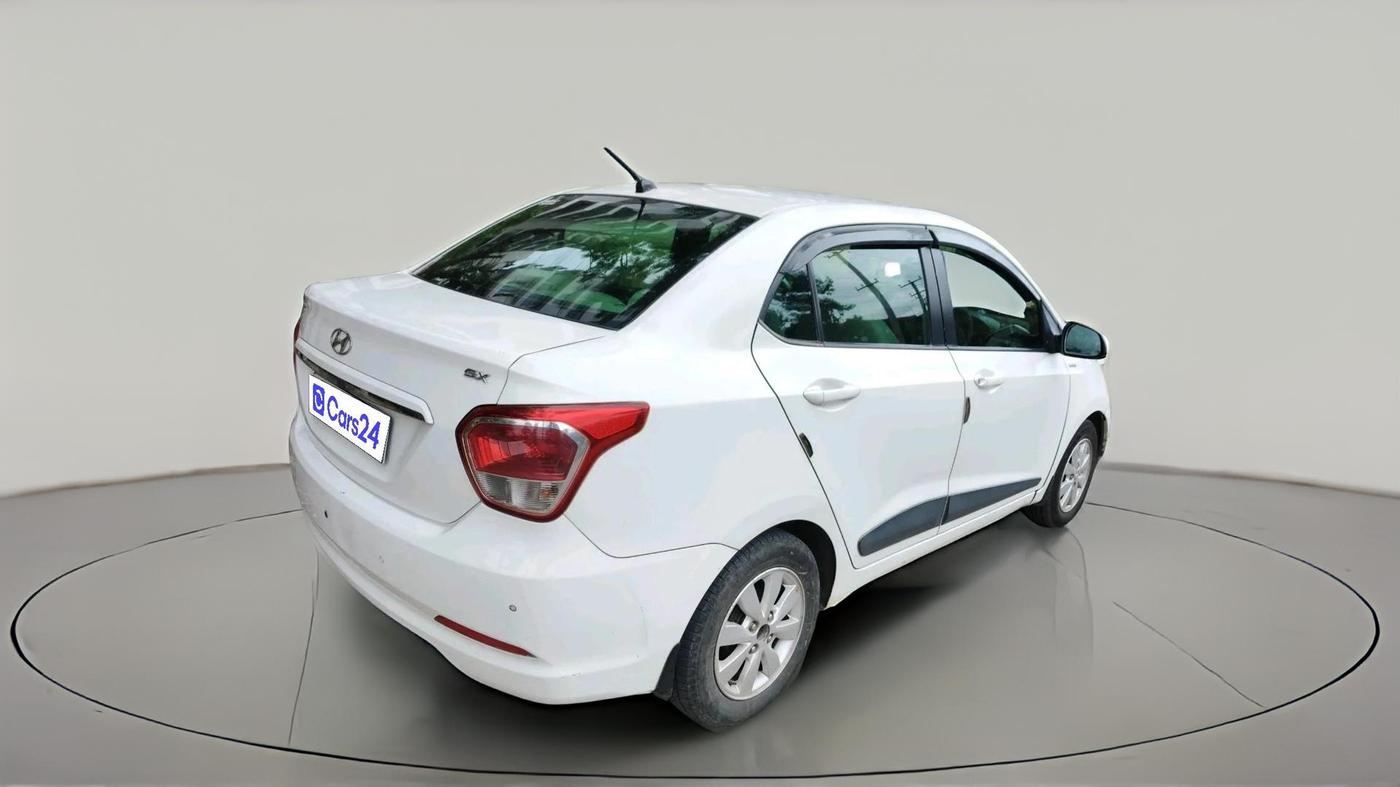 2016 Hyundai Xcent SX 1.2, CNG, Manual, 1,32,936 km, exterior
