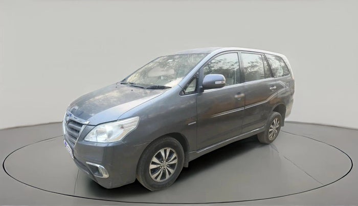 2015 Toyota Innova 2.5 VX 7 STR, Diesel, Manual, 1,22,629 km, exterior
