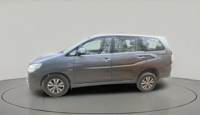 2015 Toyota Innova 2.5 VX 7 STR, Diesel, Manual, 1,22,629 km, exterior