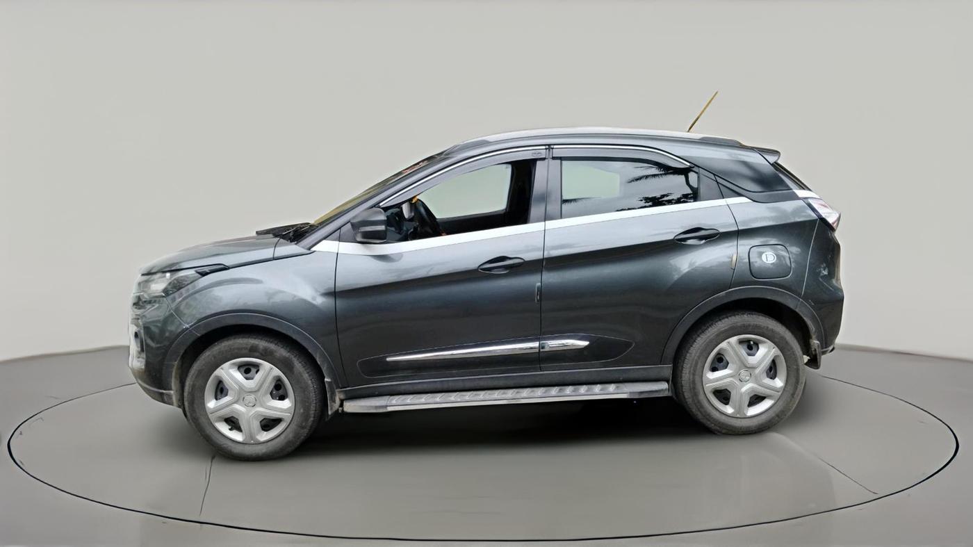 2020 Tata NEXON XMA DIESEL, Diesel, Automatic, 1,08,649 km, exterior