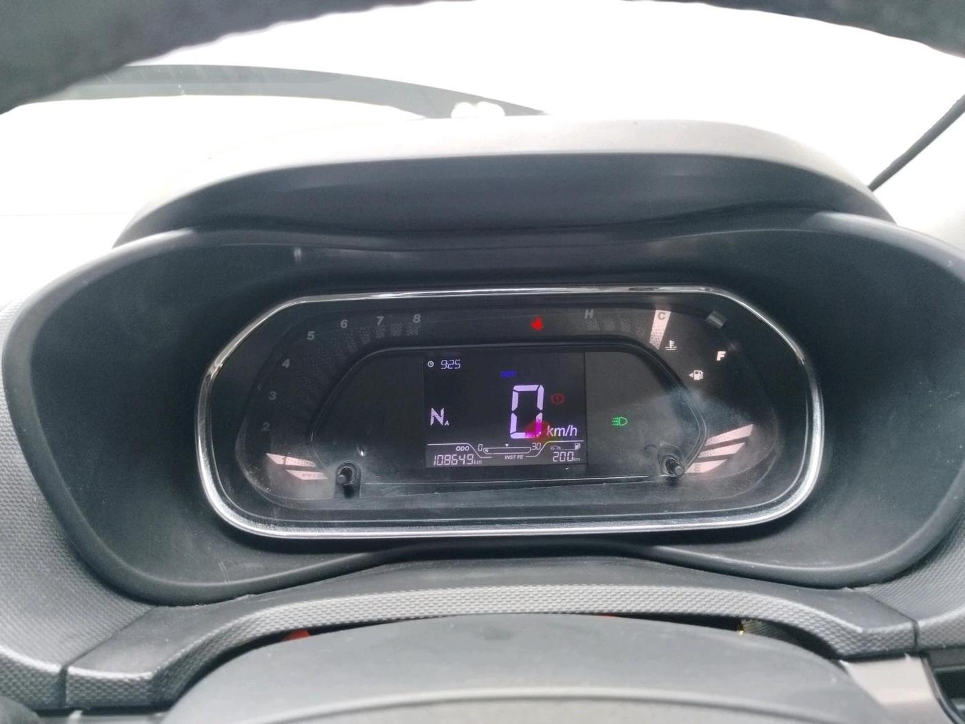 2020 Tata NEXON XMA DIESEL, Diesel, Automatic, 1,08,649 km, interior
