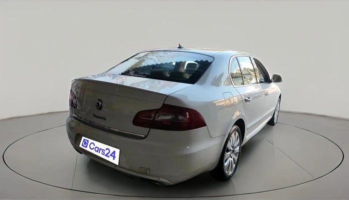 2010 Skoda Superb 3.6 FSI 4X4, Petrol, Automatic, 54,164 km, exterior
