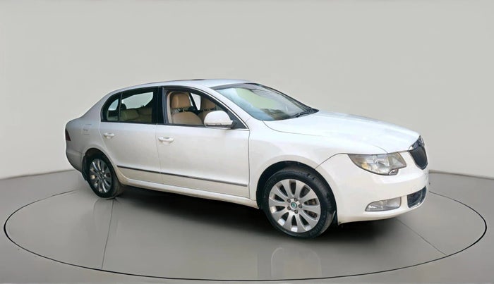 2010 Skoda Superb 3.6 FSI 4X4, Petrol, Automatic, 54,164 km, exterior