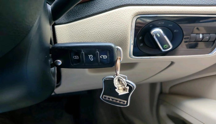 2010 Skoda Superb 3.6 FSI 4X4, Petrol, Automatic, 54,164 km, interior