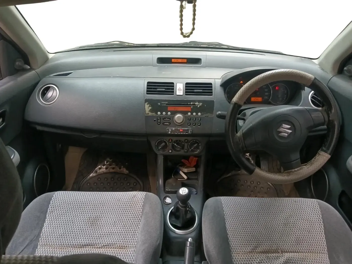 2011 Maruti Swift Dzire VDI, Diesel, Manual, 1,25,653 km, interior