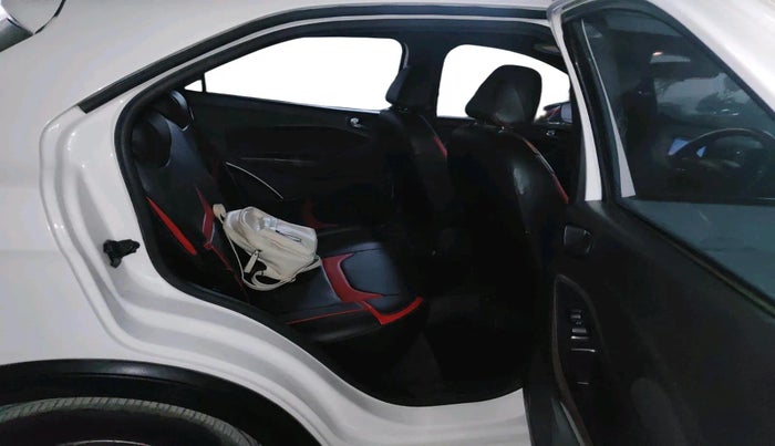 2018 Ford FREESTYLE TITANIUM 1.2 PETROL, Petrol, Manual, 76,989 km, interior