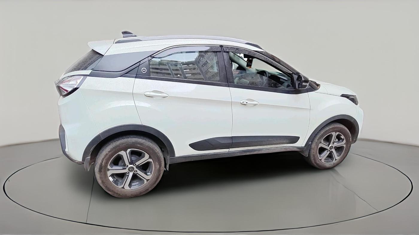 2023 Tata NEXON XZA PLUS PETROL, Petrol, Automatic, 28,014 km, exterior