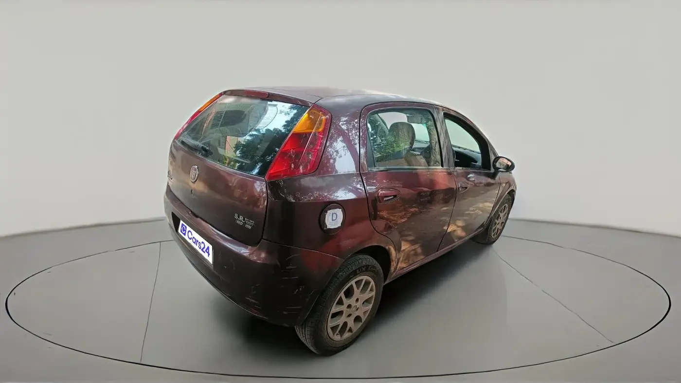 2014 Fiat Punto EVO ACTIVE 1.3 MULTIJET, Diesel, Manual, 1,70,001 km, exterior