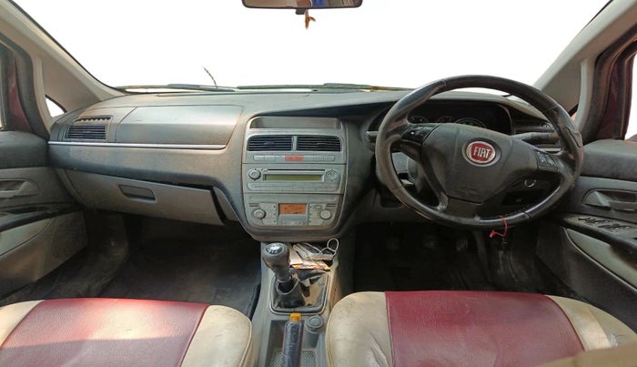 2014 Fiat Punto EVO ACTIVE 1.3 MULTIJET, Diesel, Manual, 1,70,001 km, interior