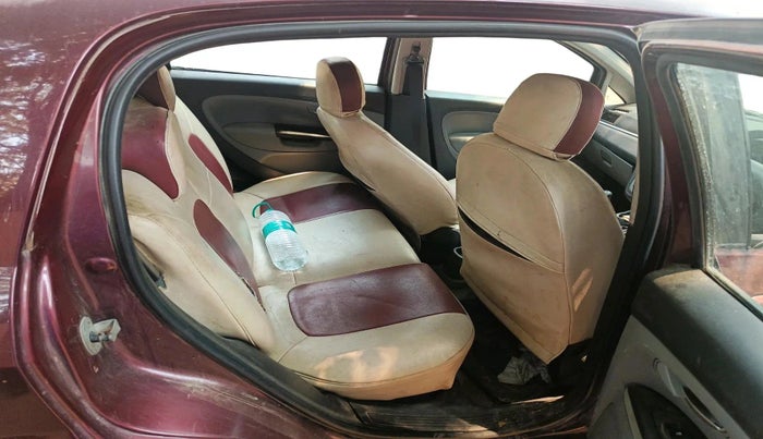 2014 Fiat Punto EVO ACTIVE 1.3 MULTIJET, Diesel, Manual, 1,70,001 km, interior