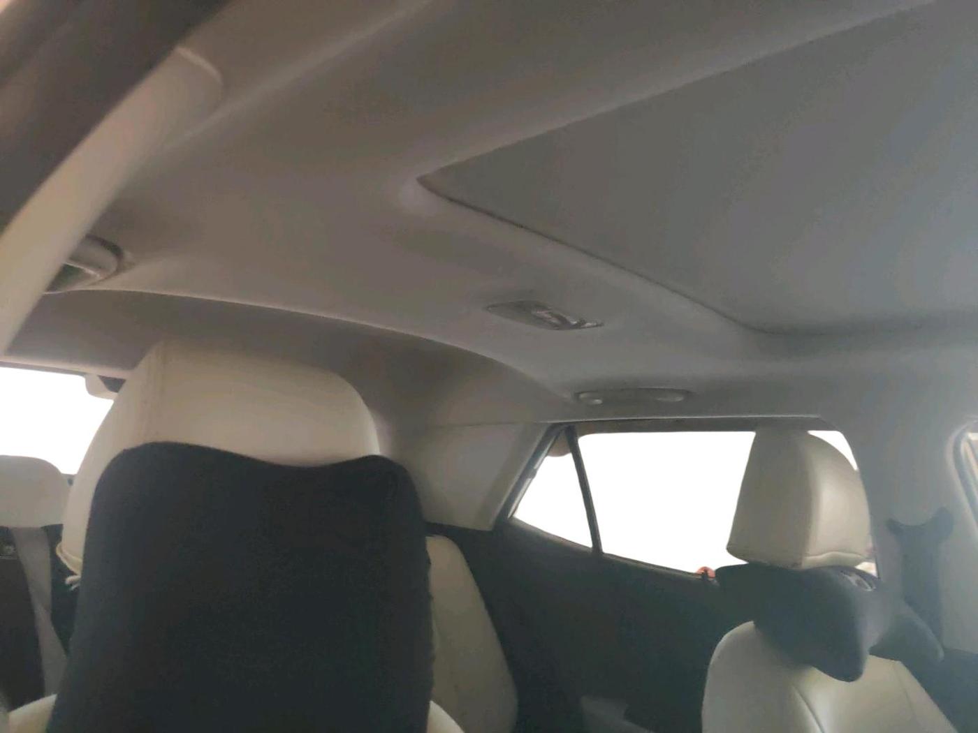 2022 Hyundai VENUE SX (O) 1.5 CRDI, Diesel, Manual, 43,420 km, interior