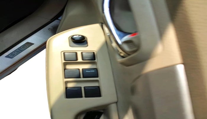 2013 Maruti Ertiga VXI, Petrol, Manual, 1,24,679 km, interior