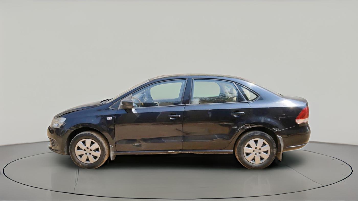 2012 Volkswagen Vento TRENDLINE 1.6, Petrol, Manual, 1,34,200 km, exterior