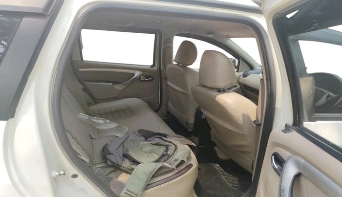 2015 Nissan Terrano XL D PLUS, Diesel, Manual, 1,71,542 km, interior