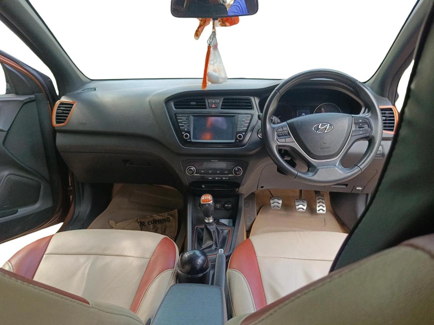 2015 Hyundai i20 Active 1.4 SX, Diesel, Manual, 64,613 km, interior