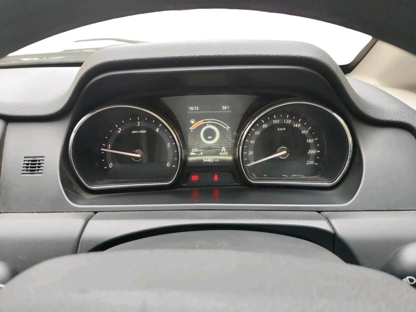 2018 Tata Hexa XM 4X2 7 STR, Diesel, Manual, 54,483 km, interior