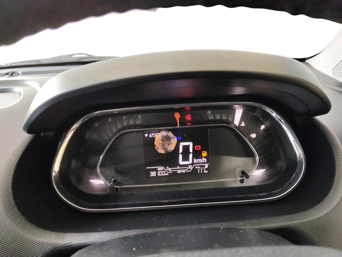 2019 Tata Tiago XZ PLUS PETROL, Petrol, Manual, 38,100 km, interior