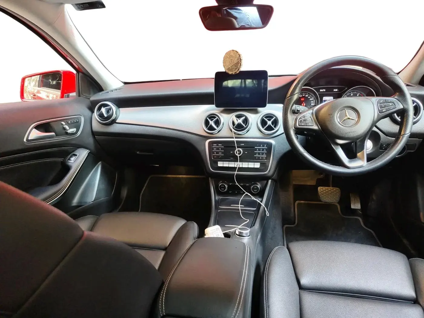 2019 Mercedes Benz GLA Class 200 URBAN EDITION, Petrol, Automatic, 46,701 km, interior
