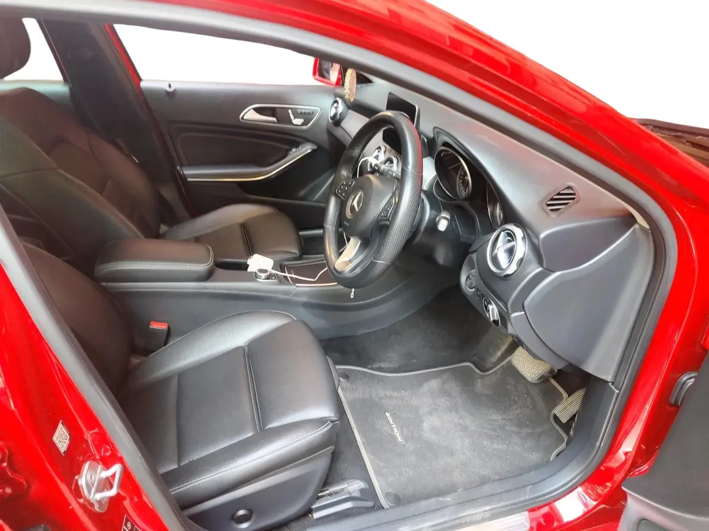 2019 Mercedes Benz GLA Class 200 URBAN EDITION, Petrol, Automatic, 46,701 km, interior