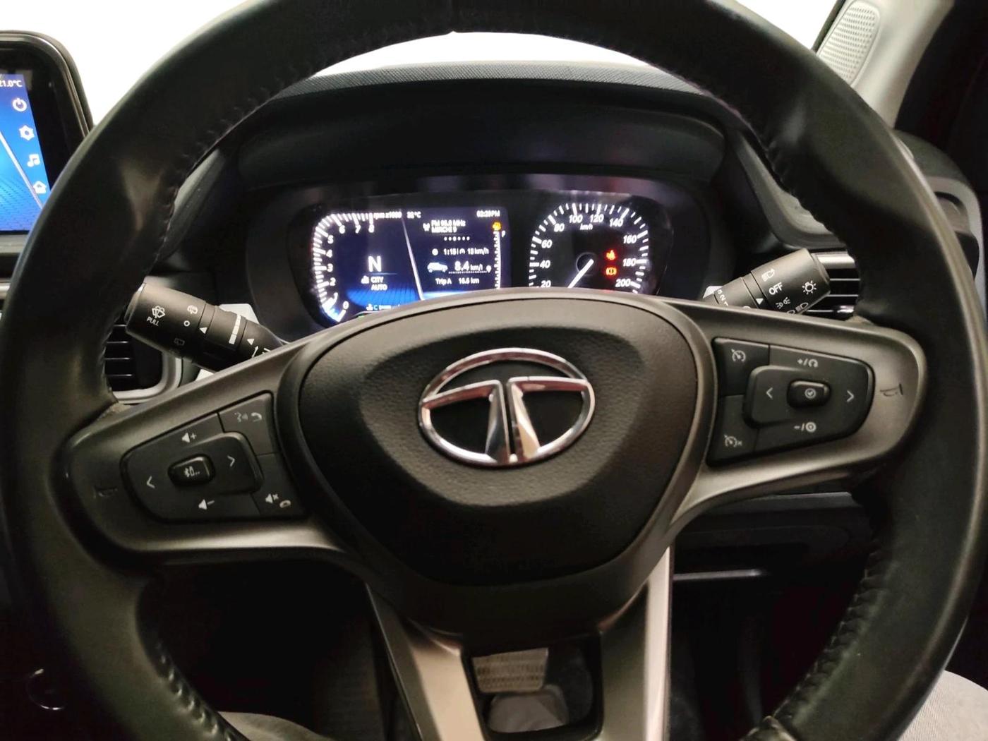 2022 Tata PUNCH CREATIVE  AMT, Petrol, Automatic, 27,386 km, interior