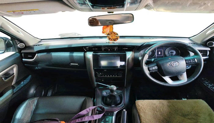 2018 Toyota Fortuner 2.8 4X2 MT, Diesel, Manual, 1,76,049 km, interior
