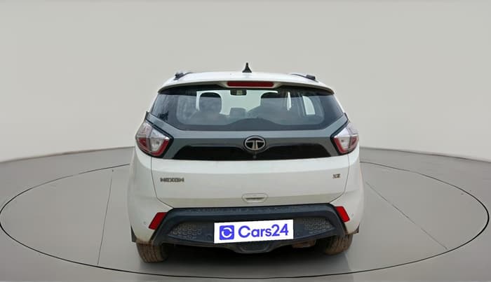 2018 Tata NEXON XZ PETROL, Petrol, Manual, 43,858 km, exterior