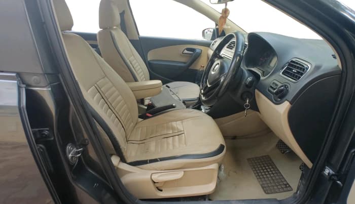2017 Volkswagen Ameo HIGHLINE DSG 1.5 DIESEL , Diesel, Automatic, 1,46,159 km, interior