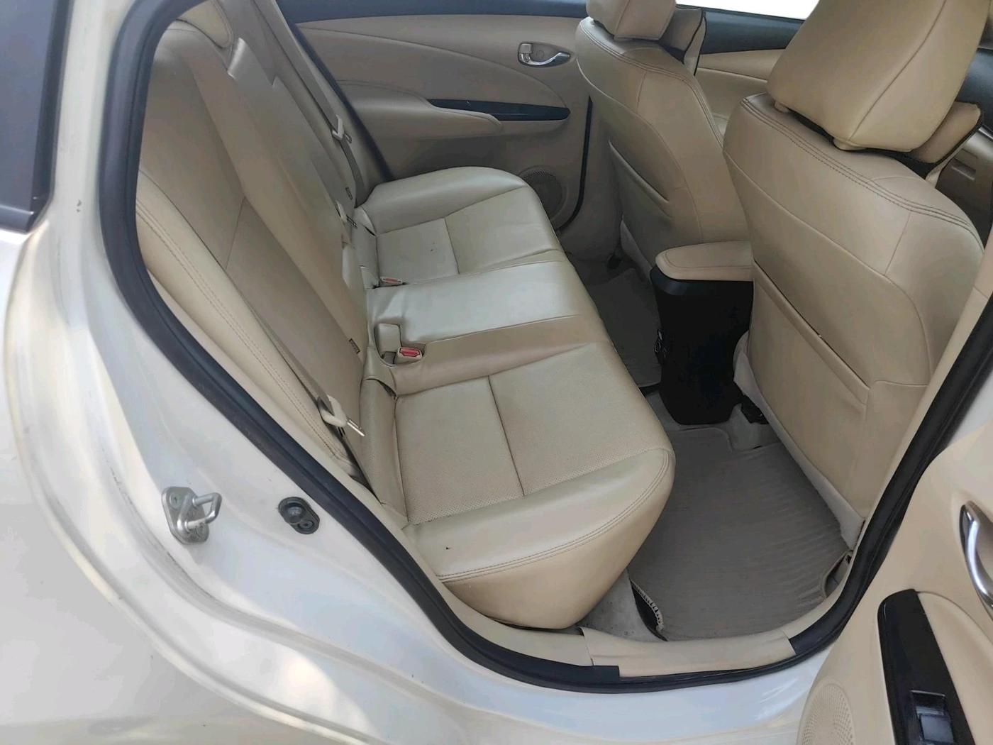 2018 Toyota YARIS VX CVT, Petrol, Automatic, 61,500 km, interior