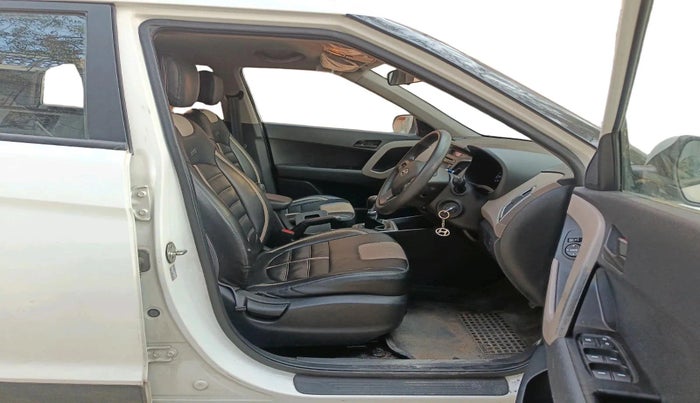 2017 Hyundai Creta E PLUS 1.6 PETROL, Petrol, Manual, 90,547 km, interior