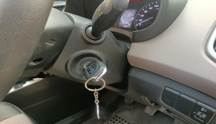 2017 Hyundai Creta E PLUS 1.6 PETROL, Petrol, Manual, 90,547 km, interior