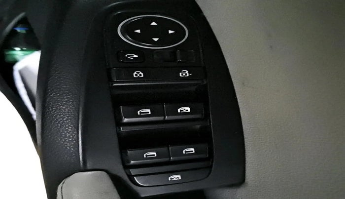 2020 KIA SELTOS HTX 1.5 PETROL, Petrol, Manual, 62,219 km, interior