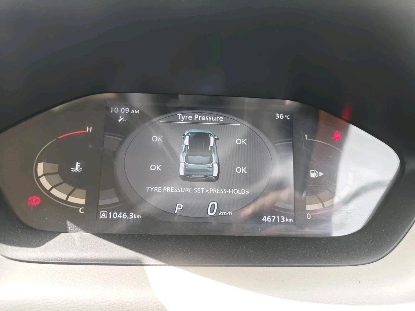 2023 Nissan MAGNITE XV TURBO CVT, Petrol, Automatic, 46,713 km, interior